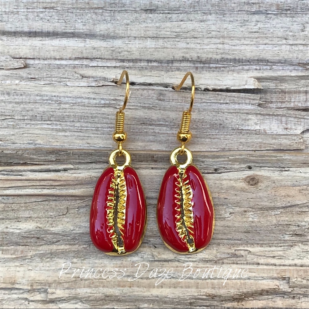 Gold Red Sea‎ Shell Dangle Earrings